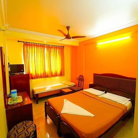 Hotel Amogha Residency à Mysore Extérieur photo