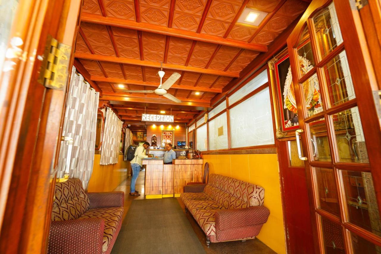 Hotel Amogha Residency à Mysore Extérieur photo