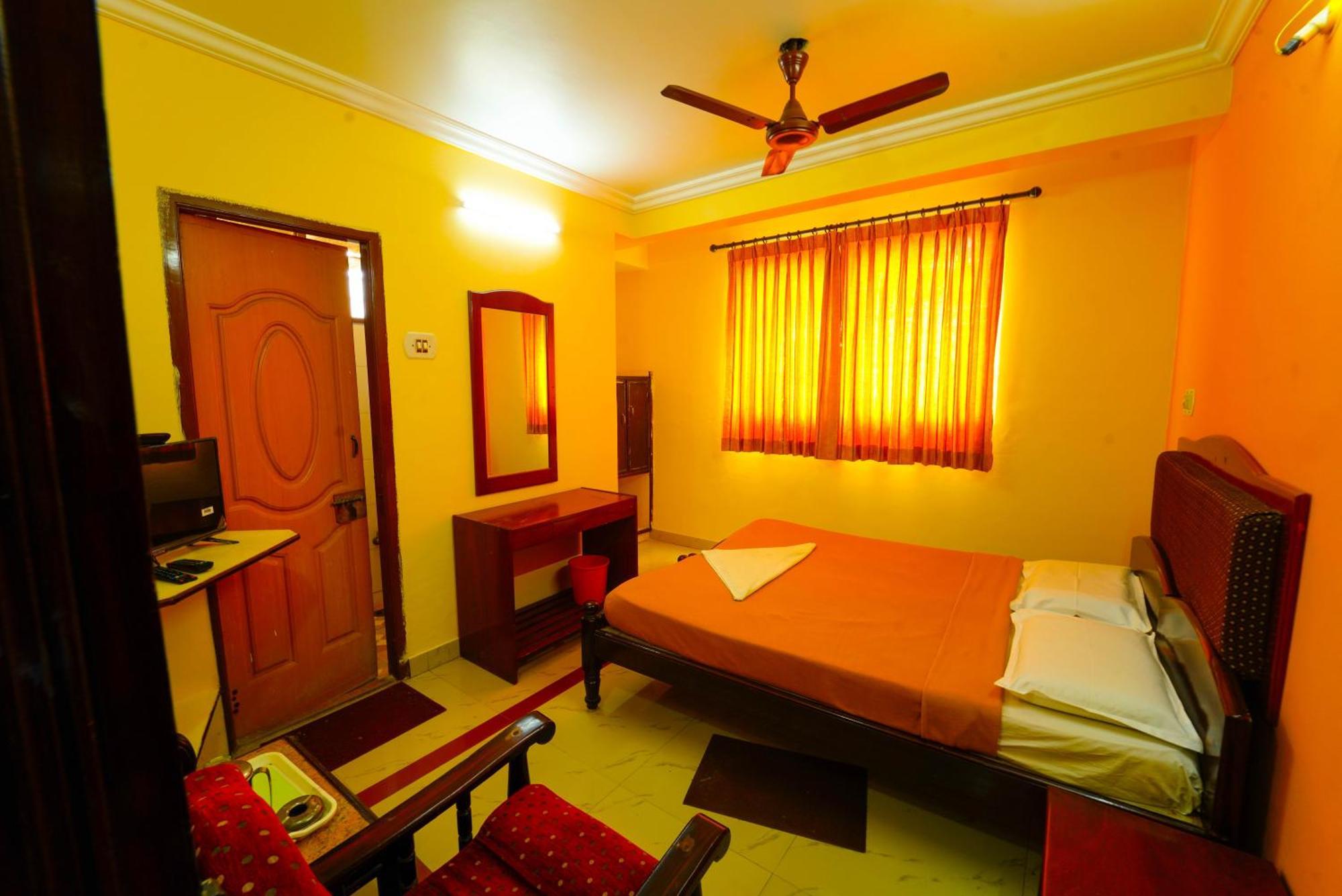 Hotel Amogha Residency à Mysore Extérieur photo